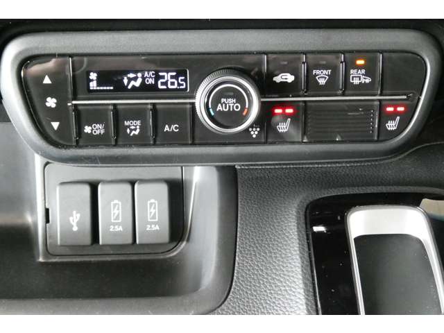 ホンダ Ｎ　ＢＯＸ カスタム ６６０ Ｌ ４ＷＤ R4年 (東北) 99