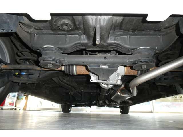 ホンダ Ｎ　ＢＯＸ カスタム ６６０ Ｌ ４ＷＤ R4年 (東北) 99