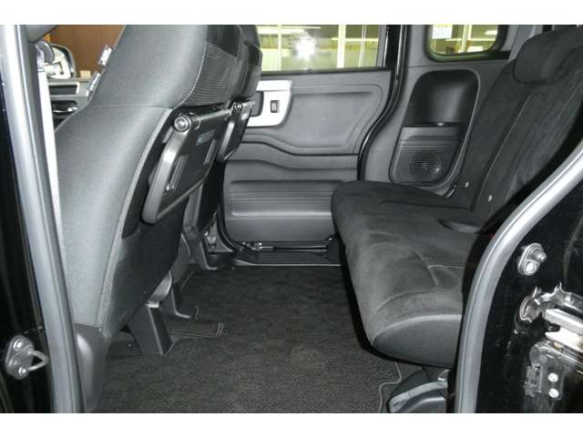 ホンダ Ｎ　ＢＯＸ カスタム ６６０ Ｌ スタイルプラス ブラック ４ＷＤ R4年 (東北) 99