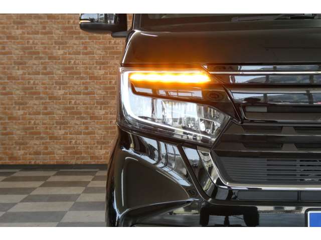 ホンダ Ｎ　ＢＯＸ カスタム ６６０ Ｌ スタイルプラス ブラック ４ＷＤ R4年 (東北) 99