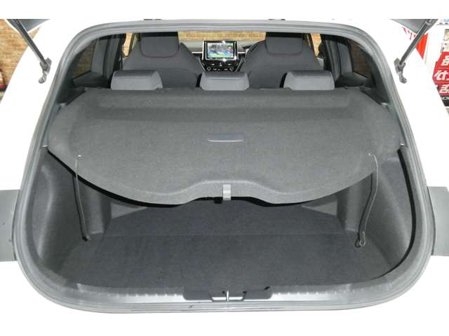 トヨタ カローラスポーツ　ハイブリッド １．８ ハイブリッド Ｇ Ｚ H30年 (東北) 99