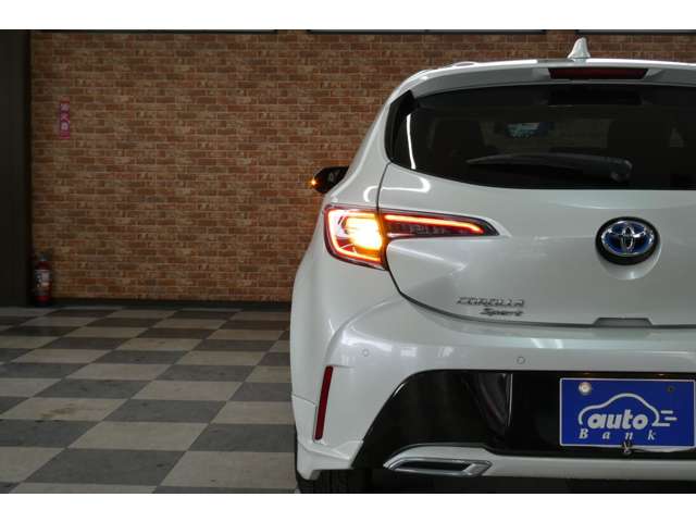 トヨタ カローラスポーツ　ハイブリッド １．８ ハイブリッド Ｇ Ｚ H30年 (東北) 99