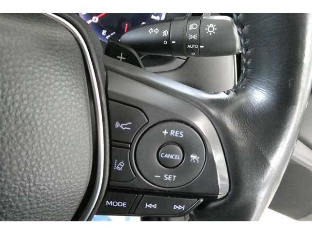 トヨタ クラウン　ハイブリッド ハイブリッド ２．５ Ｇ ＦＯＵＲ ４ＷＤ H30年 (東北) 99