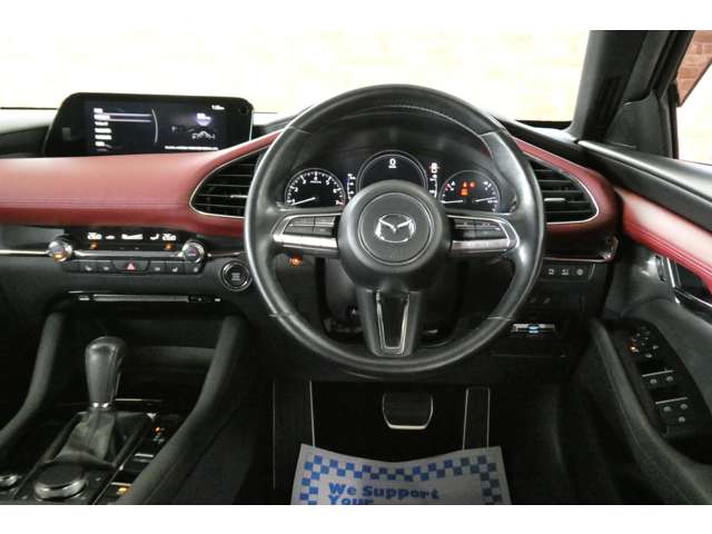 マツダ ＭＡＺＤＡ３　ファストバック ２．０ Ｘ バーガンディ セレクション ４ＷＤ R2年 (東北) 99