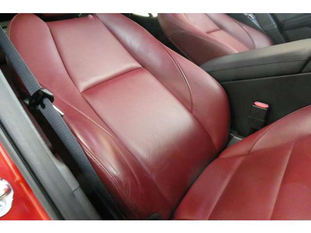 マツダ ＭＡＺＤＡ３　ファストバック ２．０ Ｘ バーガンディ セレクション ４ＷＤ R2年 (東北) 99