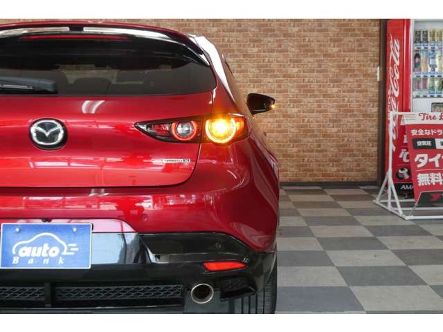 マツダ ＭＡＺＤＡ３　ファストバック ２．０ Ｘ バーガンディ セレクション ４ＷＤ R2年 (東北) 99