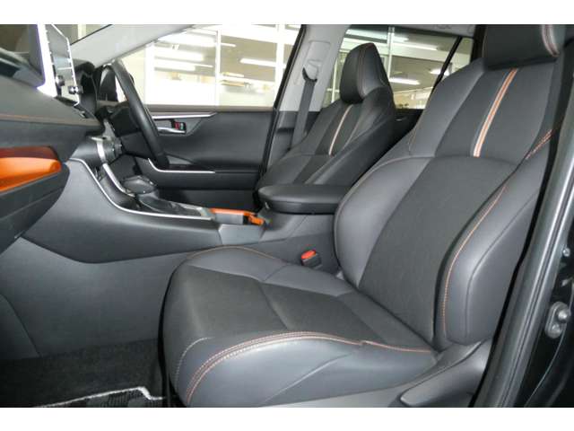 トヨタ ＲＡＶ４ ２．５ ハイブリッド アドベンチャー Ｅ－ＦＯＵＲ ４ＷＤ R4年 (東北) 99