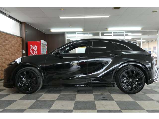 トヨタ クラウン　スポーツ　ハイブリッド ２．５ Ｚ Ｅ－ＦＯＵＲ ４ＷＤ R5年 (東北) 99