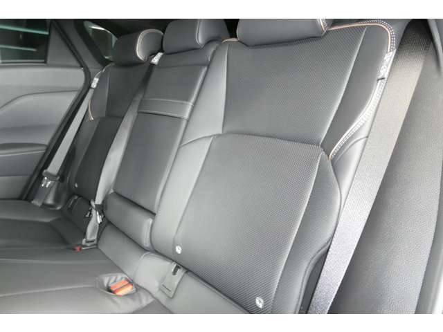 トヨタ クラウン　スポーツ　ハイブリッド ２．５ Ｚ Ｅ－ＦＯＵＲ ４ＷＤ R5年 (東北) 99