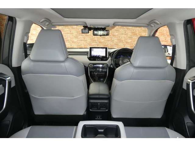 トヨタ ＲＡＶ４ ２．５ ハイブリッド Ｇ Ｅ－ＦＯＵＲ ４ＷＤ R2年 (東北) 99