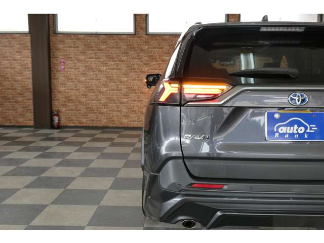 トヨタ ＲＡＶ４ ２．５ ハイブリッド Ｇ Ｅ－ＦＯＵＲ ４ＷＤ R2年 (東北) 99