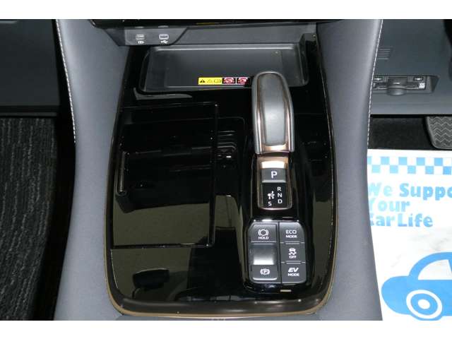 トヨタ アルファード　ハイブリッド ハイブリッド ２．５ Ｚ Ｅ－ＦＯＵＲ ４ＷＤ R5年 (東北) 99