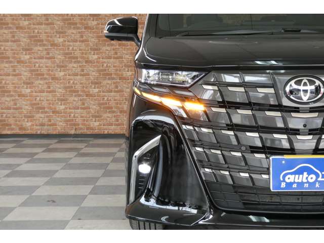トヨタ アルファード　ハイブリッド ハイブリッド ２．５ Ｚ Ｅ－ＦＯＵＲ ４ＷＤ R5年 (東北) 99