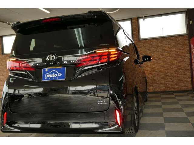 トヨタ アルファード　ハイブリッド ハイブリッド ２．５ Ｚ Ｅ－ＦＯＵＲ ４ＷＤ R5年 (東北) 99