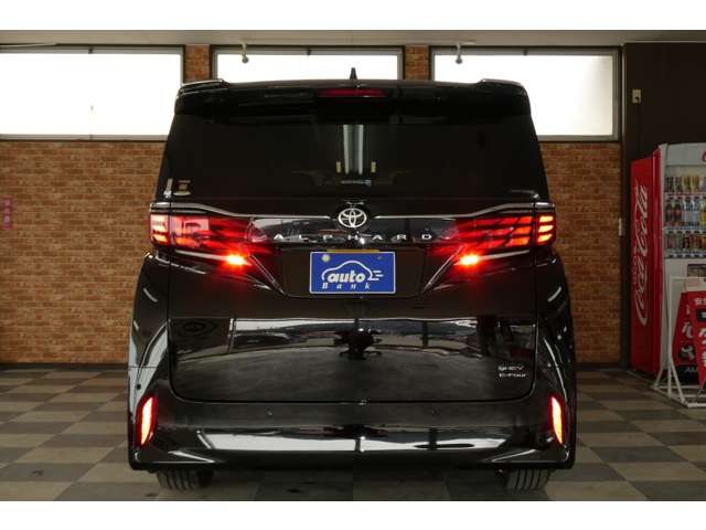 トヨタ アルファード　ハイブリッド ハイブリッド ２．５ Ｚ Ｅ－ＦＯＵＲ ４ＷＤ R5年 (東北) 99