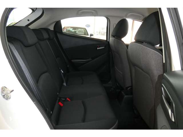 マツダ ＭＡＺＤＡ２ １．５ １５ＢＤ ４ＷＤ R5年 (東北) 99