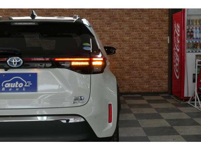 トヨタ ヤリスクロス　ハイブリッド １．５ ハイブリッド Ｚ Ｅ－ＦＯＵＲ ４ＷＤ R3年 (東北) 99