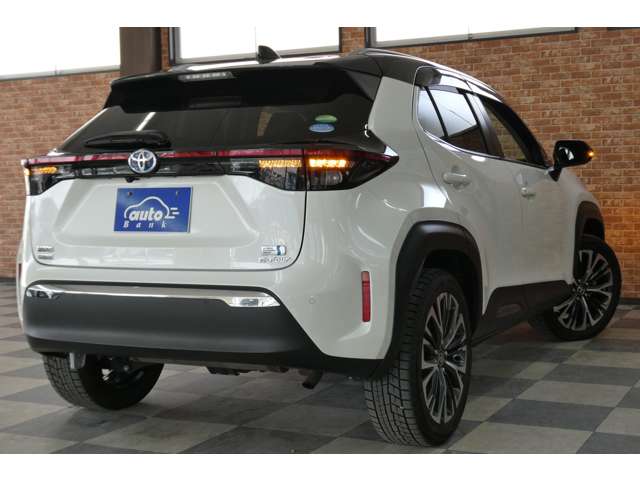 トヨタ ヤリスクロス　ハイブリッド １．５ ハイブリッド Ｚ Ｅ－ＦＯＵＲ ４ＷＤ R3年 (東北) 99