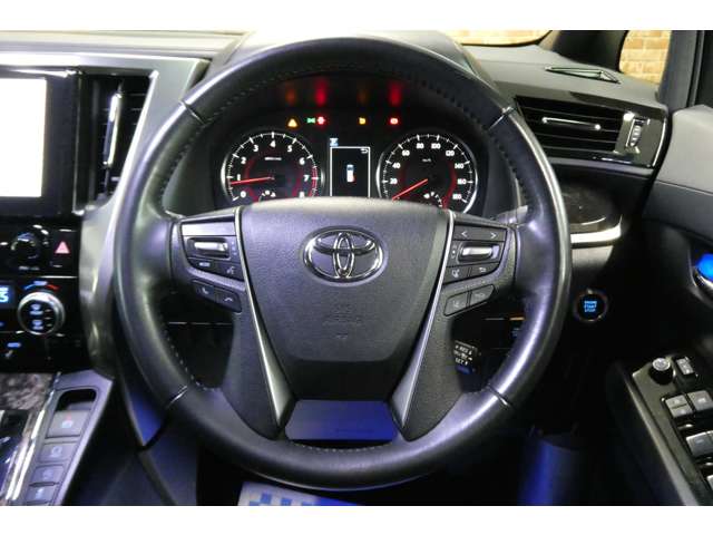 トヨタ アルファード ２．５ Ｓ タイプゴールドＩＩ ４ＷＤ R3年 (東北) 99