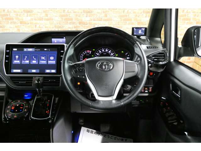 トヨタ ノア ２．０ ＳＩ ＷＸＢＩＩ ４ＷＤ R3年 (東北) 99