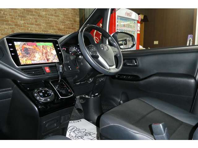 トヨタ ノア ２．０ ＳＩ ＷＸＢＩＩ ４ＷＤ R3年 (東北) 99