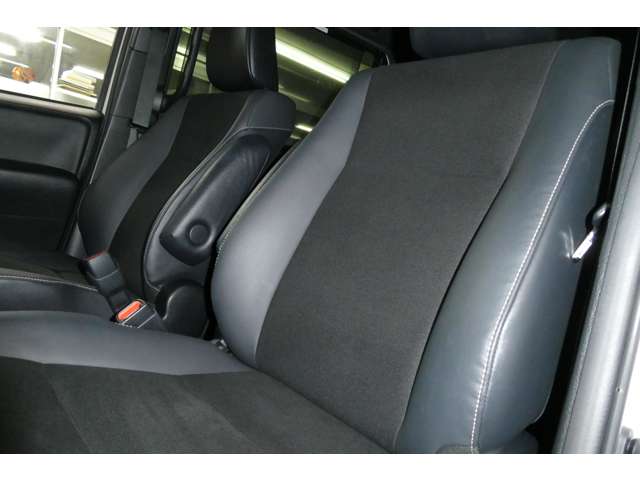 トヨタ ノア ２．０ ＳＩ ＷＸＢＩＩ ４ＷＤ R3年 (東北) 99