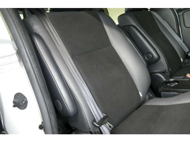 トヨタ ノア ２．０ ＳＩ ＷＸＢＩＩ ４ＷＤ R3年 (東北) 99