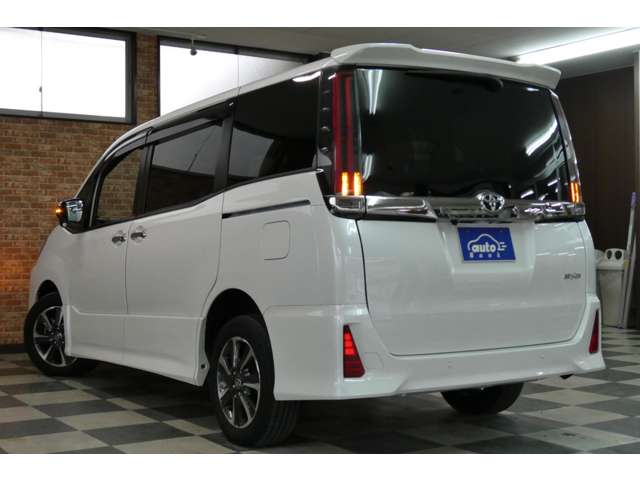 トヨタ ノア ２．０ ＳＩ ＷＸＢＩＩ ４ＷＤ R3年 (東北) 99