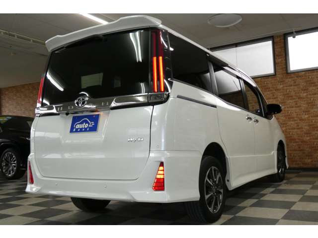 トヨタ ノア ２．０ ＳＩ ＷＸＢＩＩ ４ＷＤ R3年 (東北) 99
