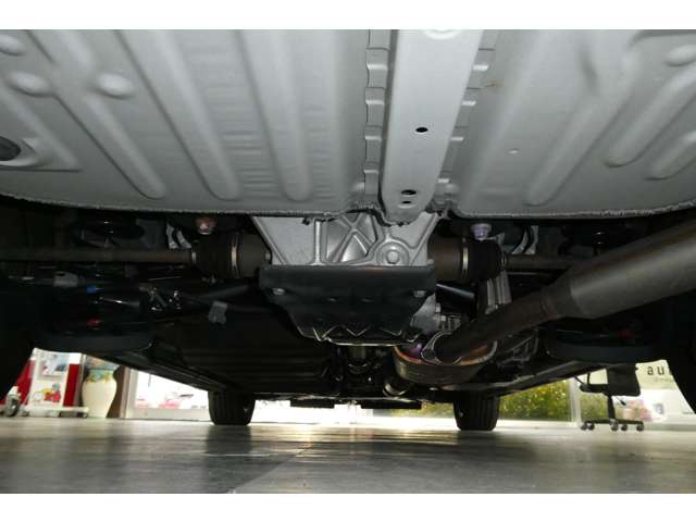 トヨタ ノア ２．０ ＳＩ ＷＸＢＩＩ ４ＷＤ R3年 (東北) 99