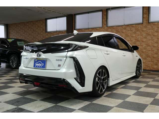トヨタ プリウスＰＨＶ １．８ Ｓ ＧＲ スポーツ R1年 (東北) 99