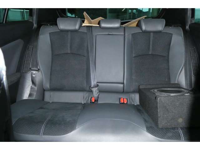 トヨタ プリウスＰＨＶ １．８ Ｓ ＧＲ スポーツ R1年 (東北) 99