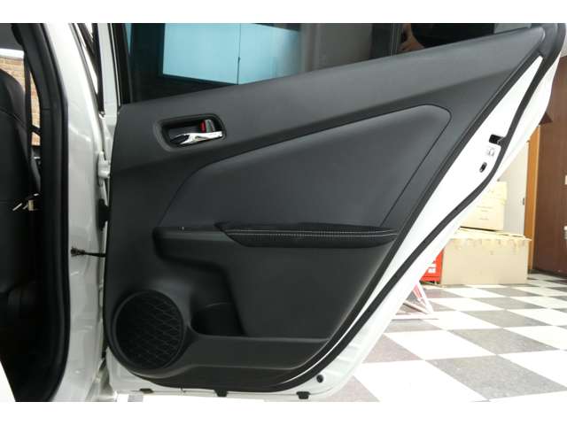トヨタ プリウスＰＨＶ １．８ Ｓ ＧＲ スポーツ R1年 (東北) 99
