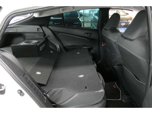 トヨタ プリウスＰＨＶ １．８ Ｓ ＧＲ スポーツ R1年 (東北) 99