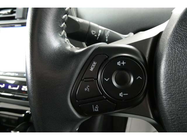 トヨタ プリウスＰＨＶ １．８ Ｓ ＧＲ スポーツ R1年 (東北) 99