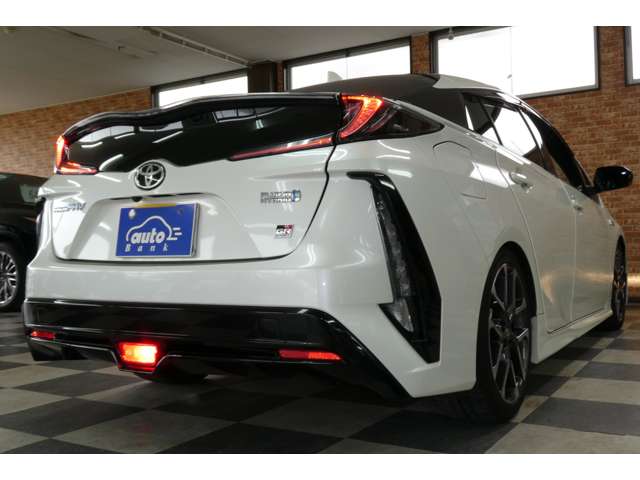 トヨタ プリウスＰＨＶ １．８ Ｓ ＧＲ スポーツ R1年 (東北) 99