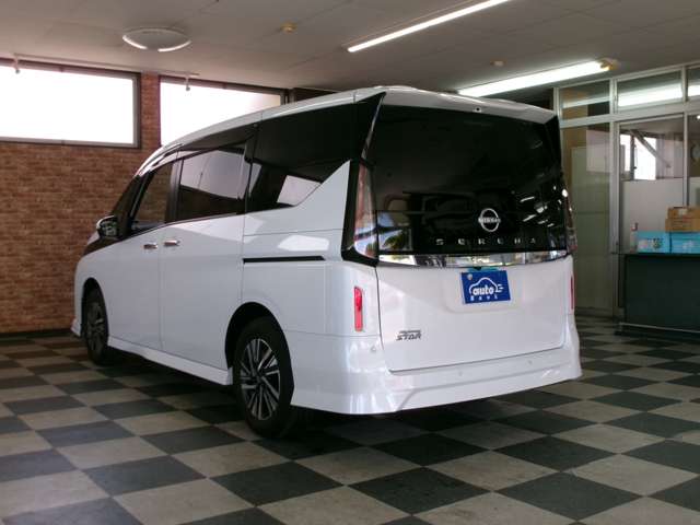 日産 セレナ ２．０ ハイウェイスターＶ ４ＷＤ R5年 (東北) 99