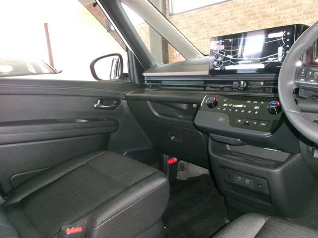 日産 セレナ ２．０ ハイウェイスターＶ ４ＷＤ R5年 (東北) 99