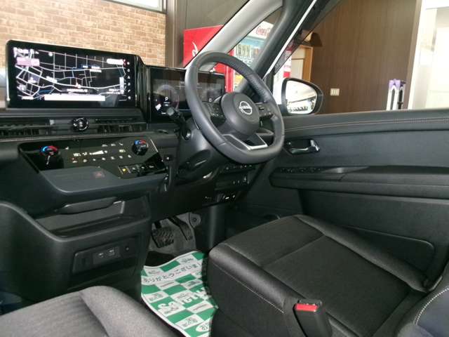 日産 セレナ ２．０ ハイウェイスターＶ ４ＷＤ R5年 (東北) 99