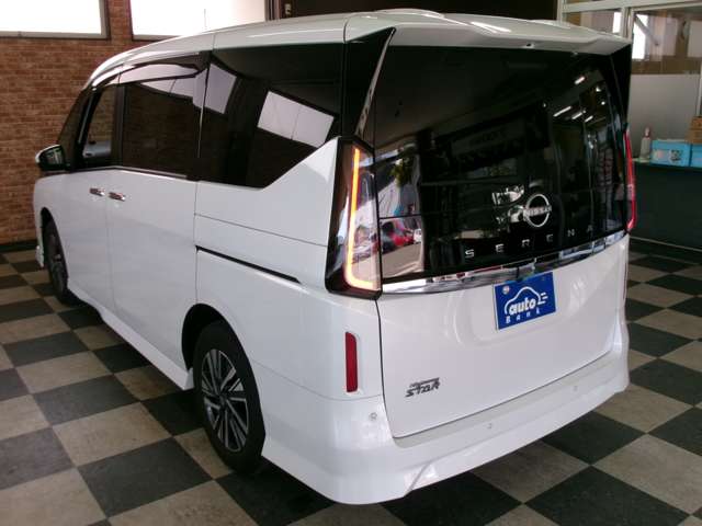 日産 セレナ ２．０ ハイウェイスターＶ ４ＷＤ R5年 (東北) 99