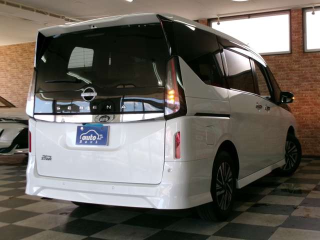 日産 セレナ ２．０ ハイウェイスターＶ ４ＷＤ R5年 (東北) 99