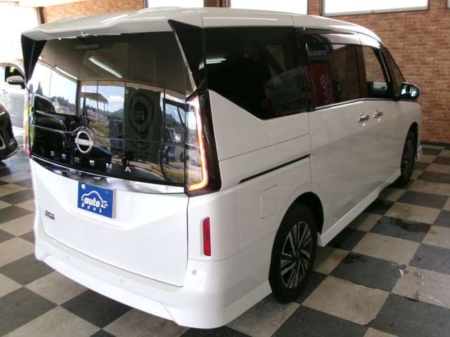 日産 セレナ ２．０ ハイウェイスターＶ ４ＷＤ R5年 (東北) 99