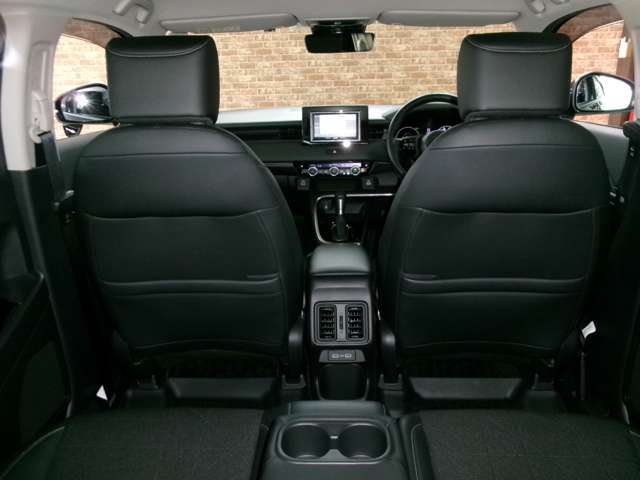 ホンダ ヴェゼル １．５ Ｅ：ＨＥＶ Ｚ ４ＷＤ R4年 (東北) 99