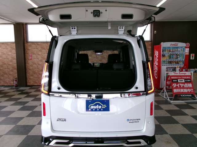 日産 セレナ １．４ Ｅ－４ＯＲＣＥ ハイウェイスターＶ ４ＷＤ R6年 (東北) 99