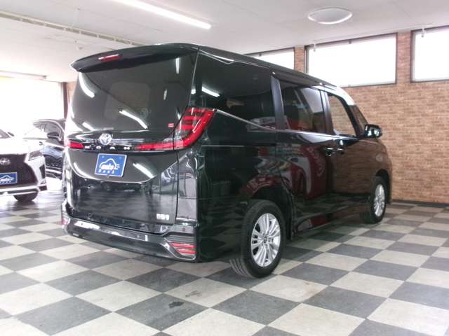 トヨタ ノア １．８ ハイブリッド Ｓ－Ｚ Ｅ－ＦＯＵＲ ４ＷＤ R5年 (東北) 99