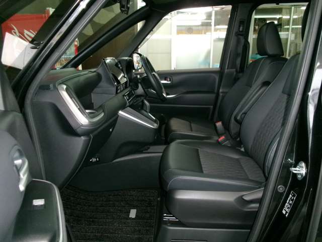 トヨタ ノア １．８ ハイブリッド Ｓ－Ｚ Ｅ－ＦＯＵＲ ４ＷＤ R5年 (東北) 99