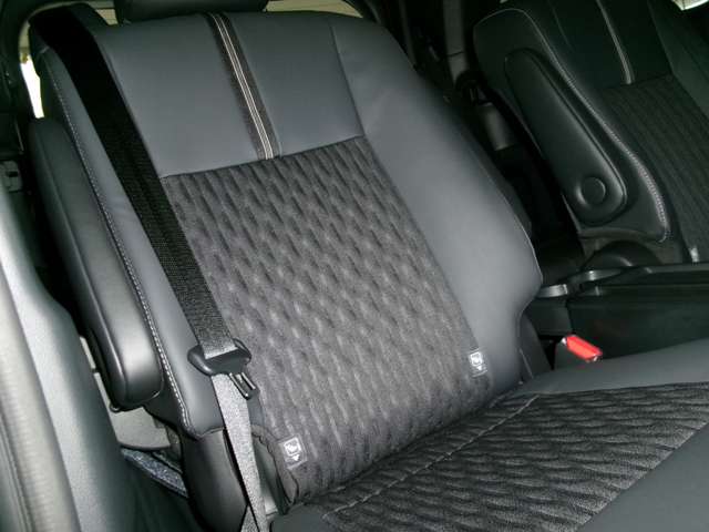 トヨタ ノア １．８ ハイブリッド Ｓ－Ｚ Ｅ－ＦＯＵＲ ４ＷＤ R5年 (東北) 99