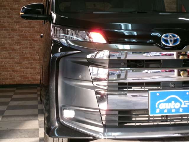 トヨタ ノア １．８ ハイブリッド Ｓ－Ｚ Ｅ－ＦＯＵＲ ４ＷＤ R5年 (東北) 99