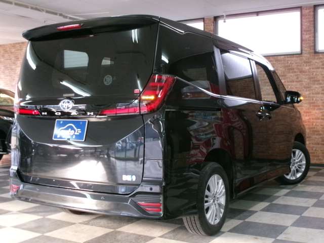 トヨタ ノア １．８ ハイブリッド Ｓ－Ｚ Ｅ－ＦＯＵＲ ４ＷＤ R5年 (東北) 99