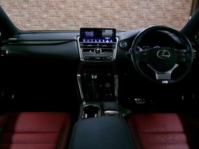 レクサス ＮＸ３００ ３００ Ｆスポーツ ４ＷＤ R1年 (東北) 99